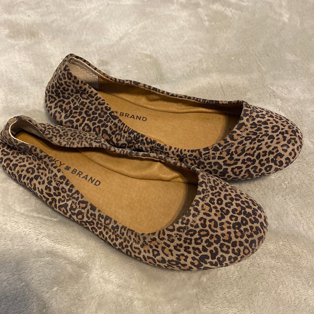 Lucky brand flats- leopard print